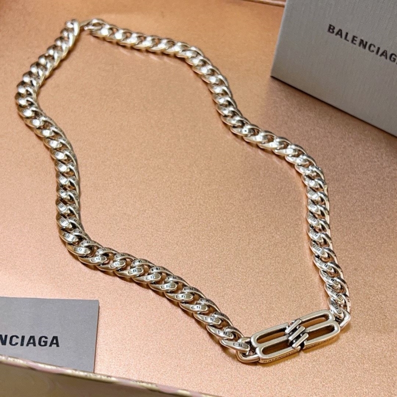 Ba1en*iaga necklaces